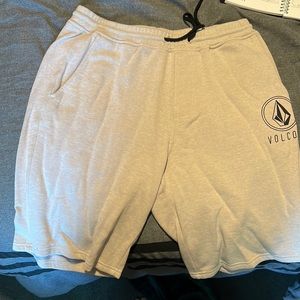 VOLCOM COTTON SHORTS SIZE - M
